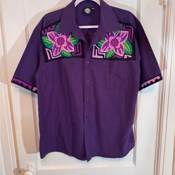 Other - Purple Floral Embroidered Men's Shirt Hawaiian Island Connection XL button down